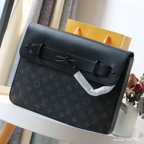 2104DJ0001 Bags LV 0701